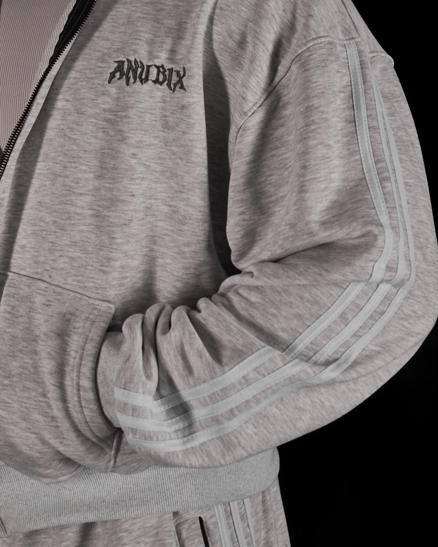 GRAY ANUBIX ARMOR PUMP COVER