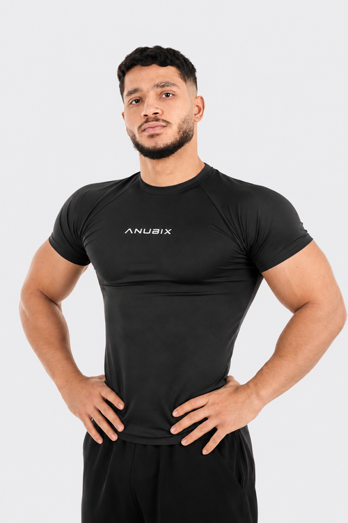BLACK BASIC SHORT SLEEVE COMPRESSION