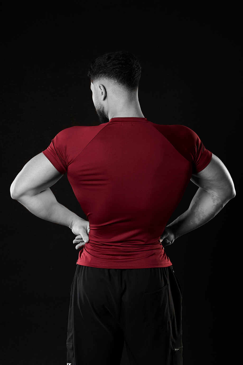 DARK RED BASIC SHORT SLEEVE COMPRESSION