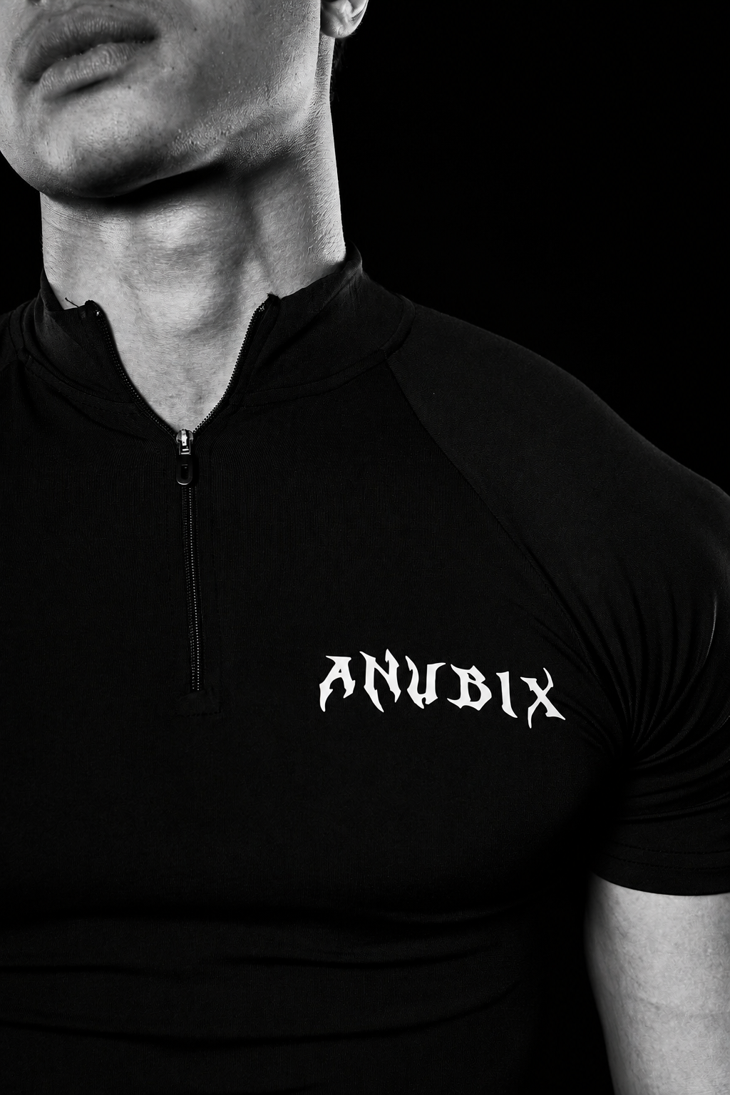 BASIC HALF ZIP UP SHORT SLEEVE COMPRESSION
