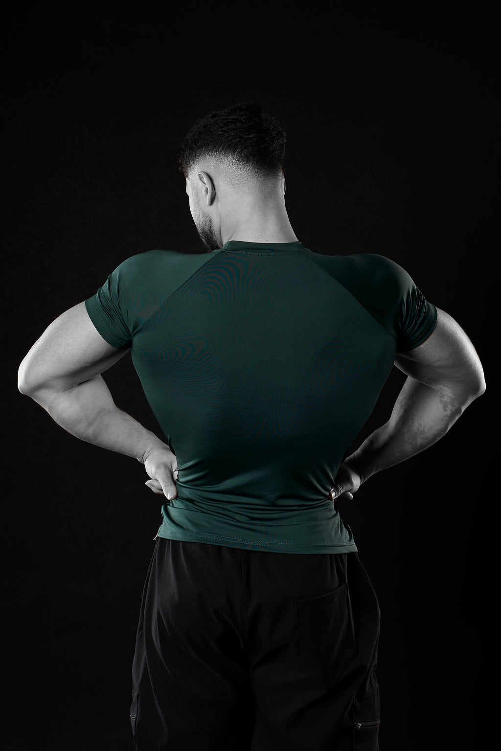 GREEN BASIC SHORT SLEEVE COMPRESSION