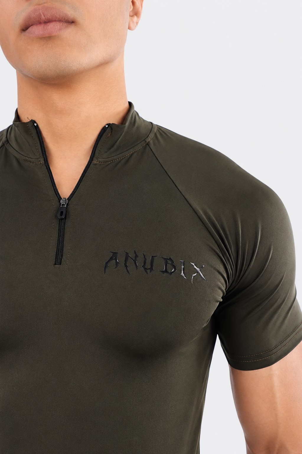 BASIC HALF ZIP UP SHORT SLEEVE COMPRESSION