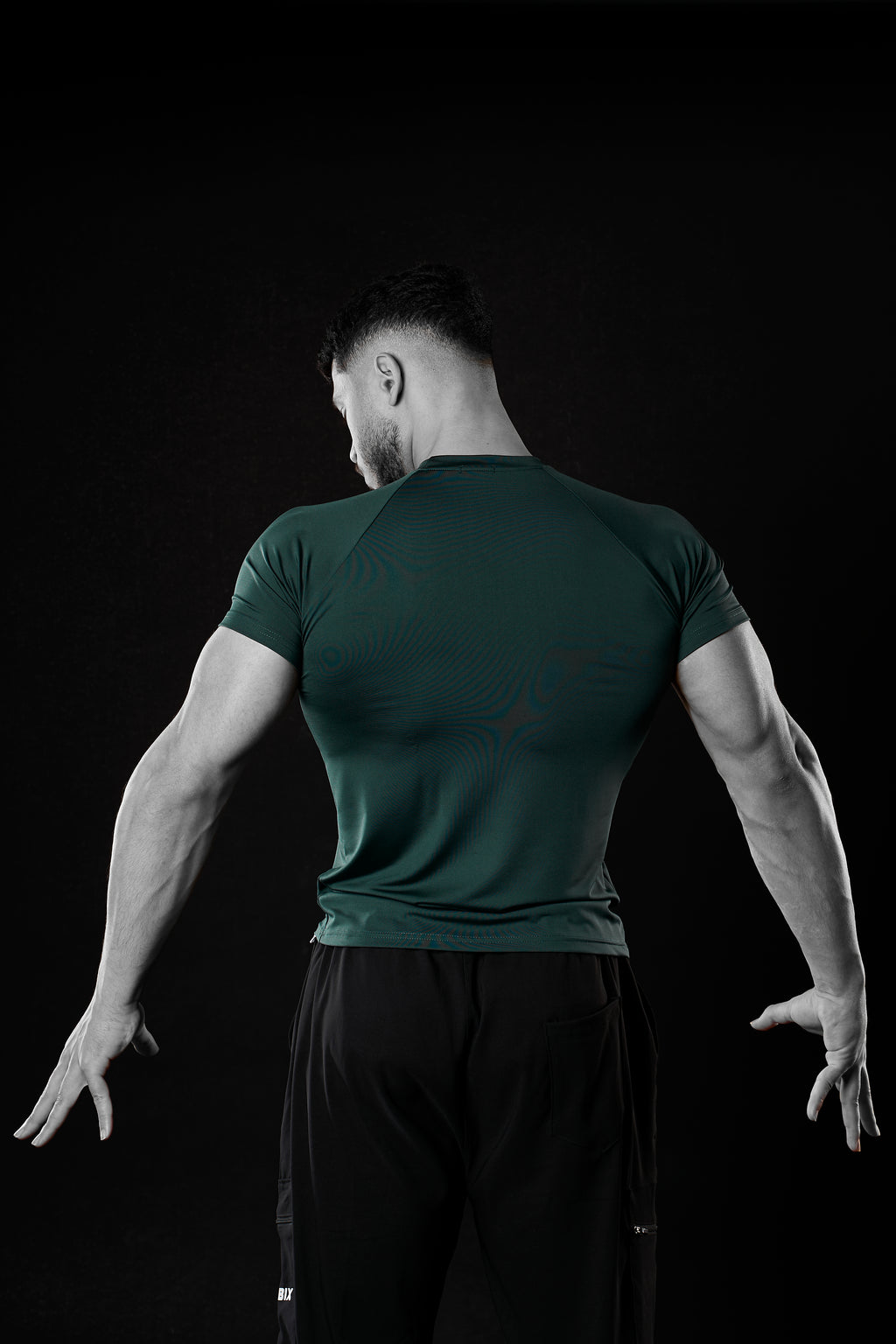 GREEN BASIC SHORT SLEEVE COMPRESSION