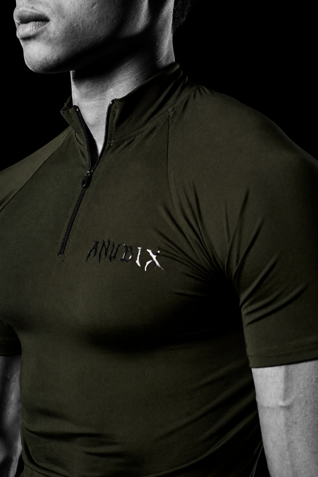 BASIC HALF ZIP UP SHORT SLEEVE COMPRESSION